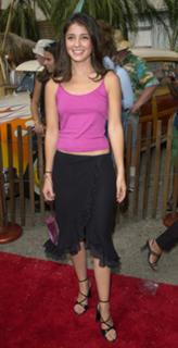 Shiri Appleby feet photo thumbnail