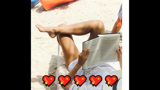 Shiri Appleby feet photo thumbnail