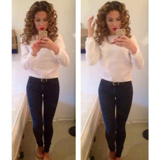 Shirin David feet photo thumbnail