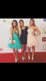 Shirin David feet photo thumbnail
