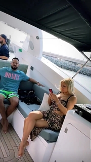 Shirin David feet photo thumbnail