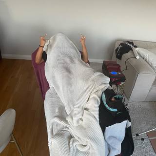 Shirin David feet photo thumbnail