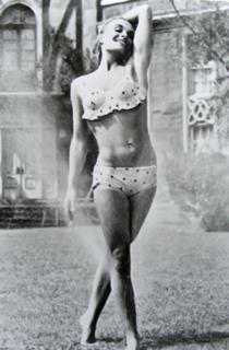 Shirley Eaton feet photo 18
