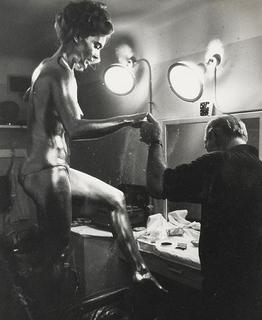 Shirley Eaton feet photo 4
