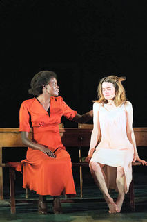 Shirley Henderson feet photo 7