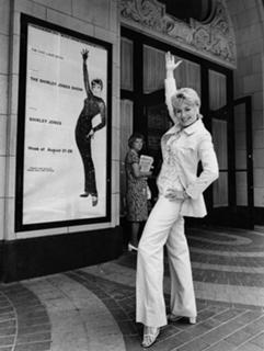 Shirley Jones feet photo thumbnail