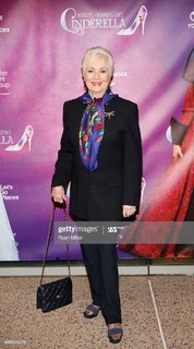 Shirley Jones feet photo thumbnail