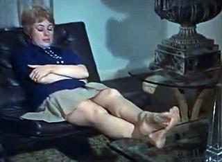 Shirley Jones feet photo thumbnail