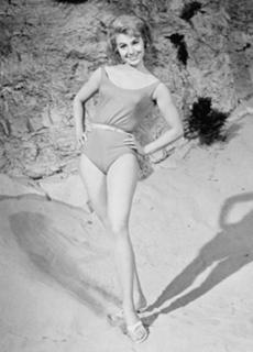 Shirley Jones feet photo thumbnail