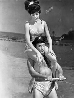 Shirley MacLaine feet photo thumbnail