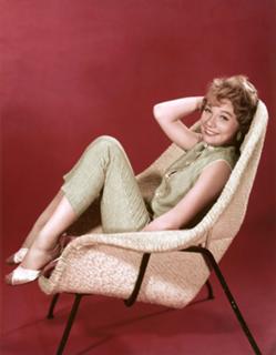 Shirley MacLaine feet photo thumbnail
