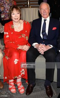 Shirley MacLaine feet photo thumbnail