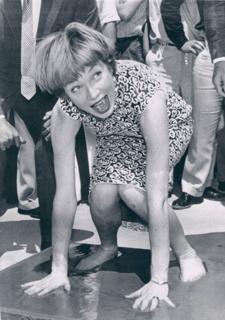 Shirley MacLaine feet photo thumbnail