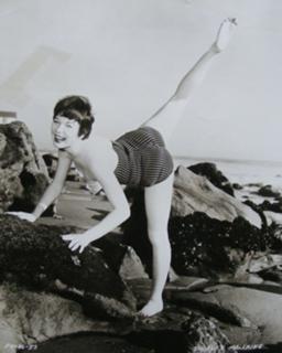 Shirley MacLaine feet photo thumbnail