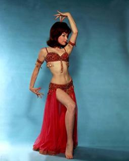 Shirley MacLaine feet photo thumbnail