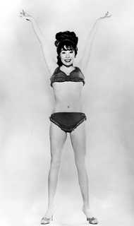 Shirley MacLaine feet photo thumbnail