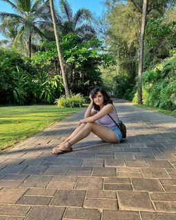 Shirley Setia feet photo 3