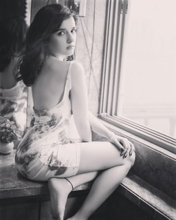 Shirley Setia feet photo 17