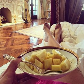 Shiva Safai feet photo 1