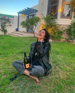 Shivaani Ghai feet photo 12