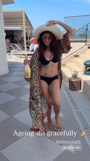 Shivaani Ghai feet photo 6