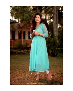 Shivada Nair feet photo 19