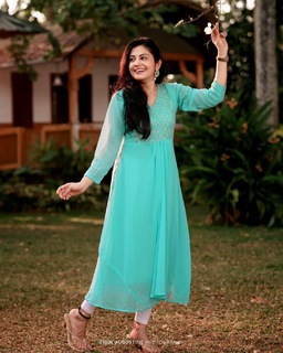 Shivada Nair feet photo 18