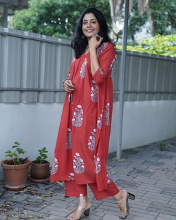 Shivada Nair feet photo 3