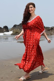 Shivaleeka Oberoi feet photo 17