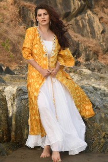 Shivaleeka Oberoi feet photo 14