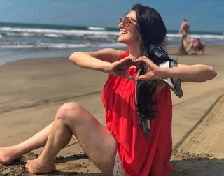 Shivaleeka Oberoi feet photo 2