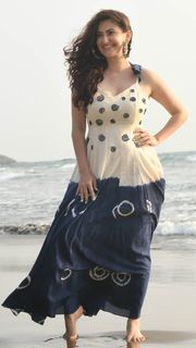 Shivaleeka Oberoi feet photo 14