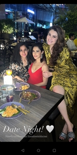 Shivaleeka Oberoi feet photo 9