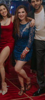 Shivaleeka Oberoi feet photo 8