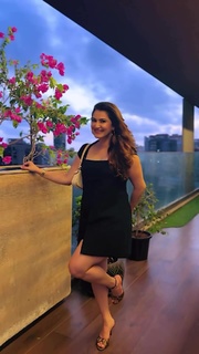 Shivaleeka Oberoi feet photo 7
