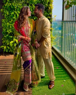 Shivaleeka Oberoi feet photo 7