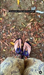 Shivaleeka Oberoi feet photo 12