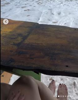Shivaleeka Oberoi feet photo 11