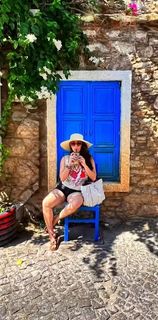Shivaleeka Oberoi feet photo 10