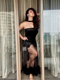 Shivaleeka Oberoi feet photo 4