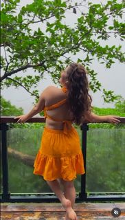 Shivaleeka Oberoi feet photo 17