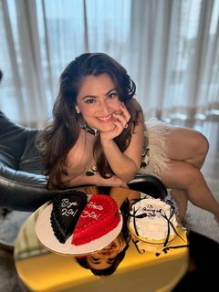 Shivaleeka Oberoi feet photo 7