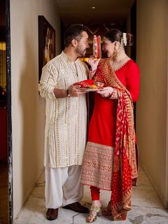 Shivaleeka Oberoi feet photo 14