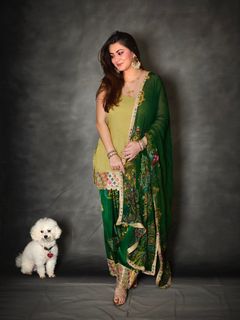 Shivaleeka Oberoi feet photo 6