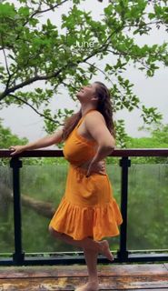 Shivaleeka Oberoi feet photo 14