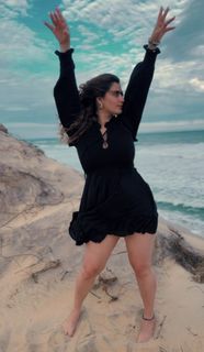 Shivaleeka Oberoi feet photo 10