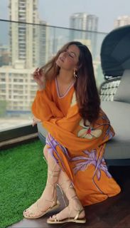 Shivaleeka Oberoi feet photo 5