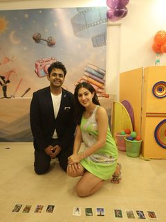 Shivaleeka Oberoi feet photo 3