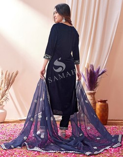 Shivangi Joshi feet photo 8