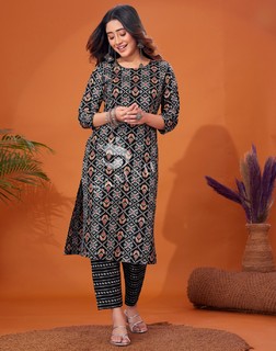 Shivangi Joshi feet photo 16